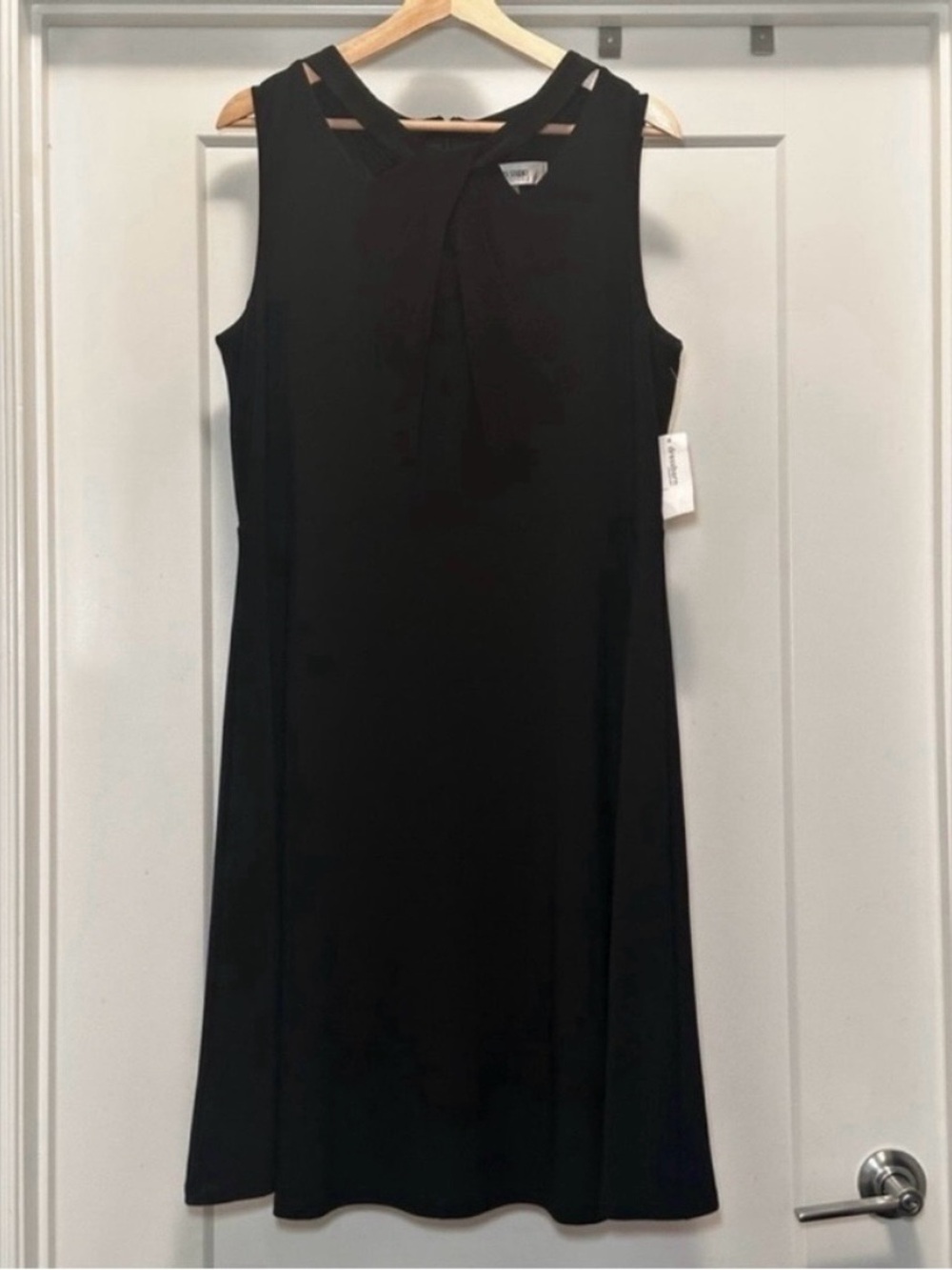 ❤️ NWT! Black Cut-out JONES STUDIO A-Line Dress - Size 14